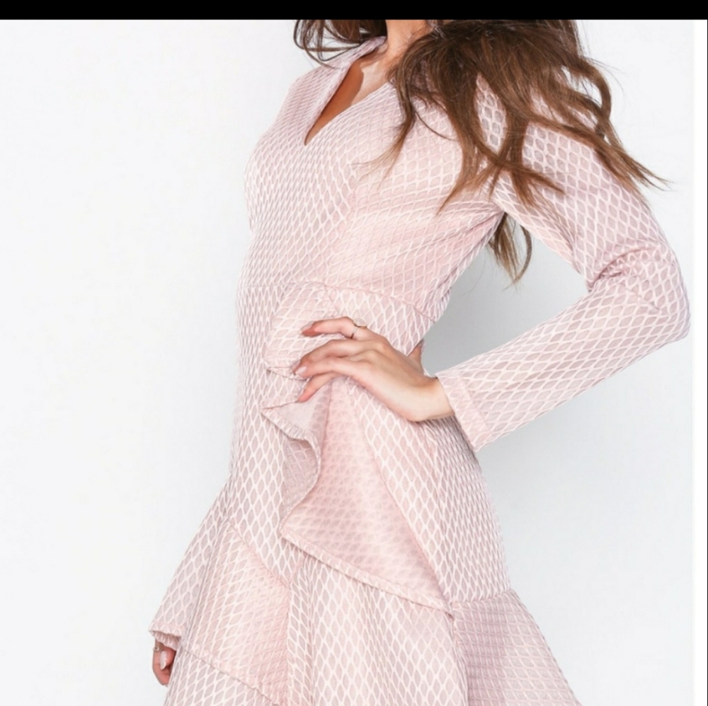 Missguided Airtex plunge pink ruffle skater dress